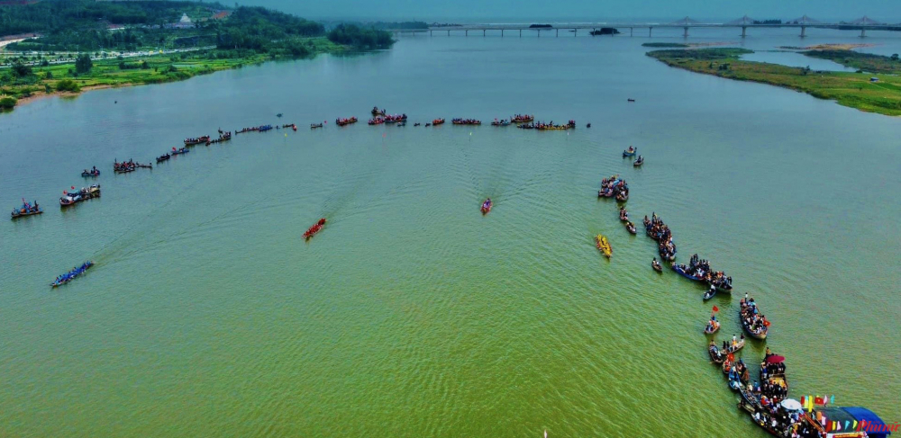 Lễ hội đua thuyền ở Quảng Ngãi được công nhận Di sản văn hóa phi vật thể quốc gia