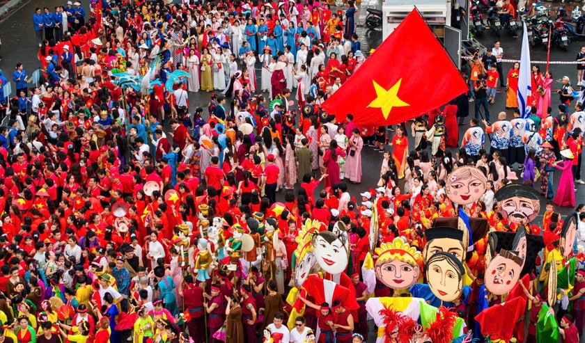 Hơn 3.000 người tham gia diễu hành tại Liên hoan Múa rối Hải Phòng mở rộng năm 2025