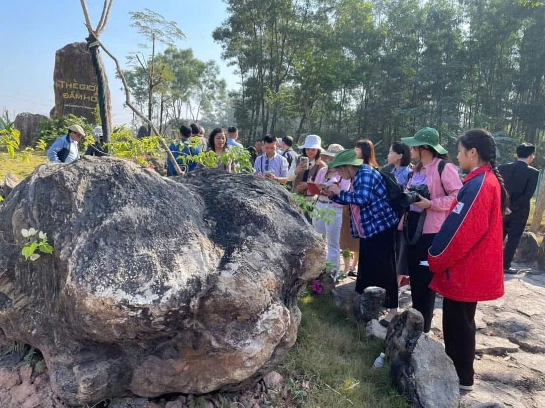Lễ đón nhận Danh hiệu Công viên địa chất toàn cầu UNESCO Lạng Sơn