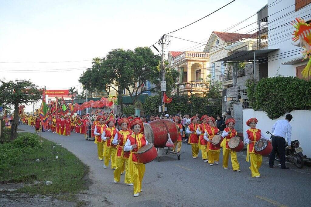 Sôi nổi lễ hội Đền Đươi ở Hải Phòng 