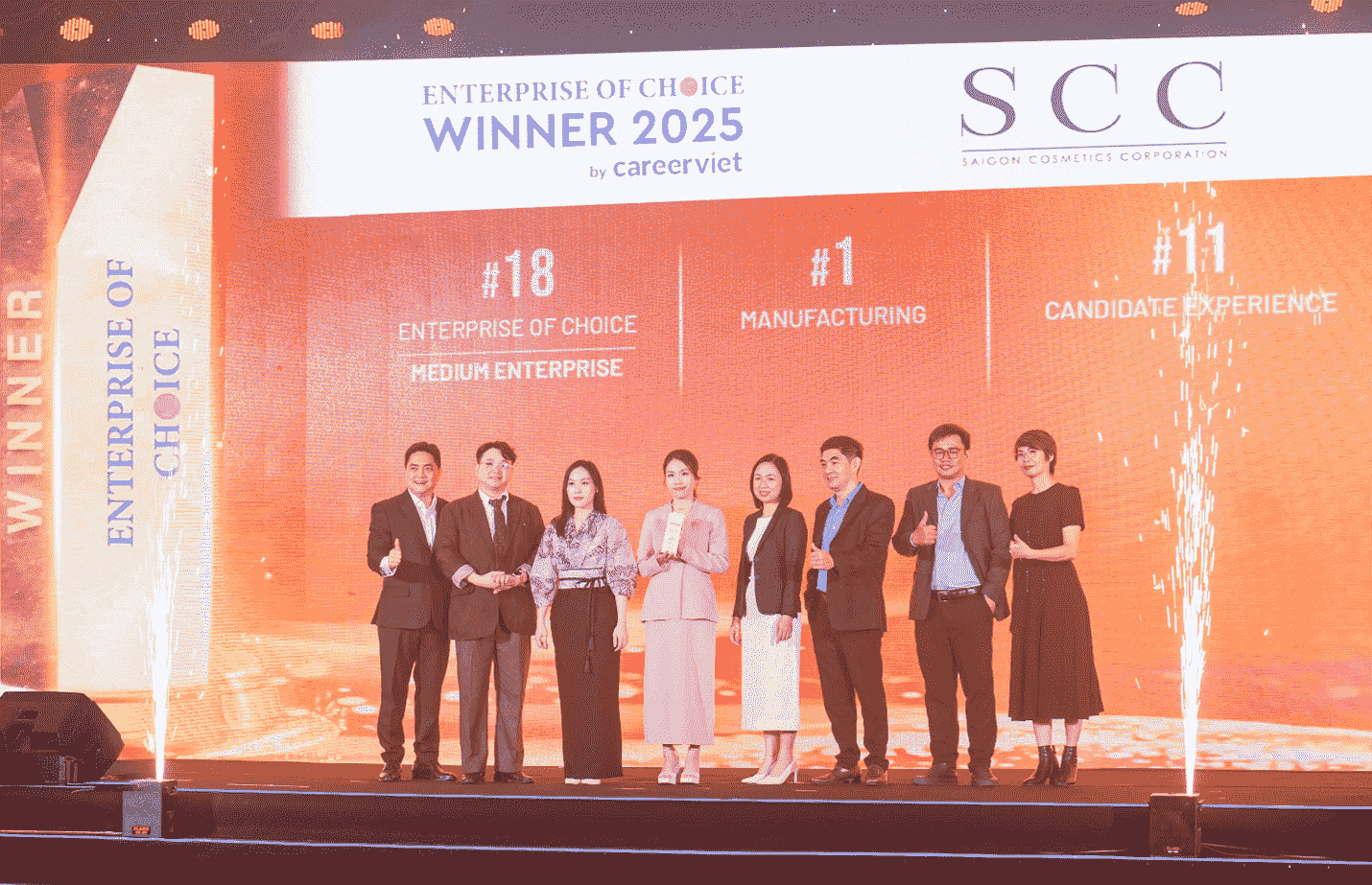 SCC được vinh danh "Doanh nghiệp được yêu thích năm 2025 và Top 1 nhà sản xuất hóa mỹ phẩm Việt Nam"