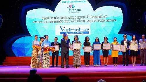 Vietrantour nhận hai giải thưởng du lịch Việt Nam 2019