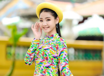 20 búp sen thơm bình yên, trong trẻo trong bộ ảnh Đại sứ áo dài Việt Nam 2019
