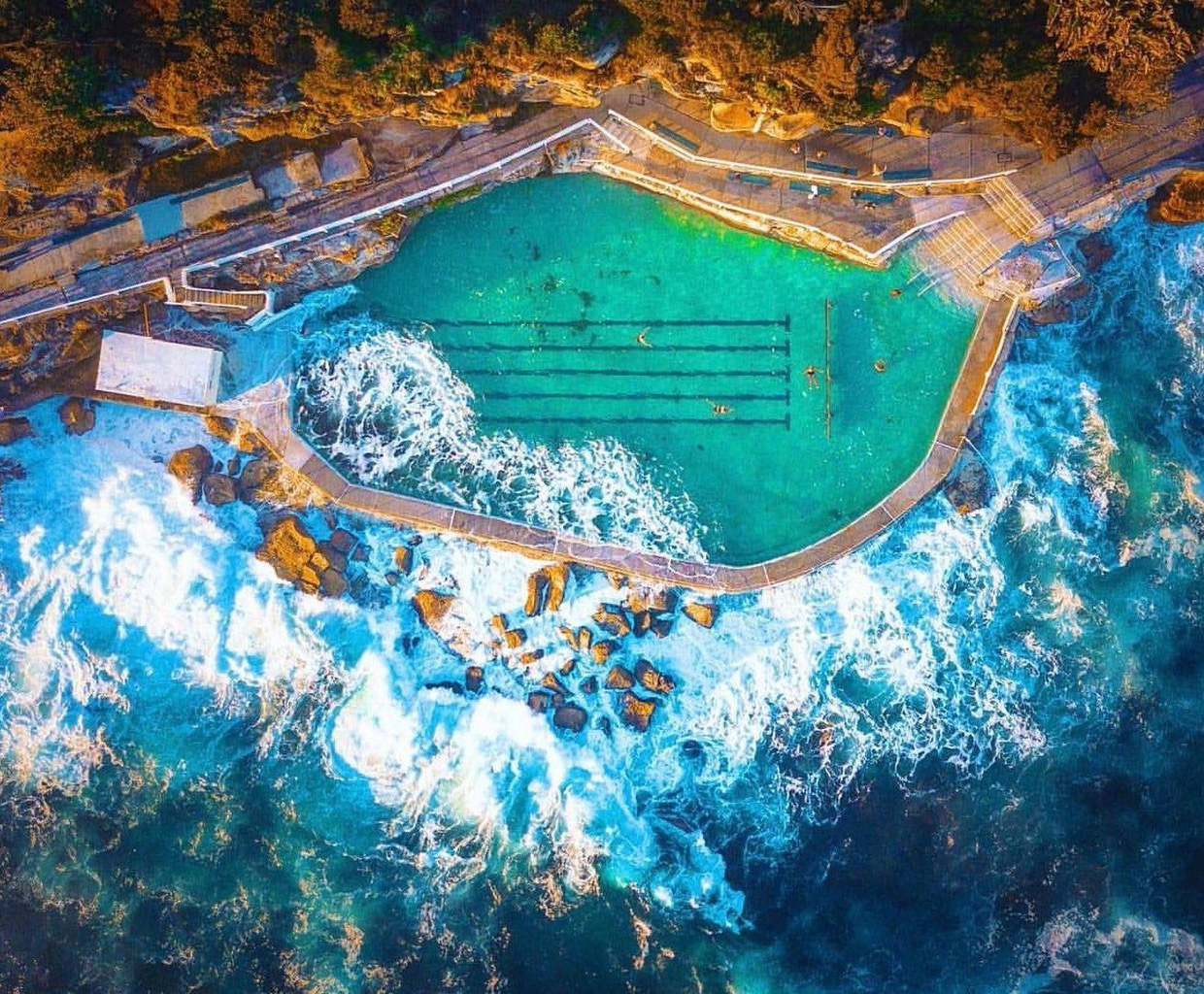 Bể bơi giữa biển khơi, trải nghiệm độc nhất ở Australia