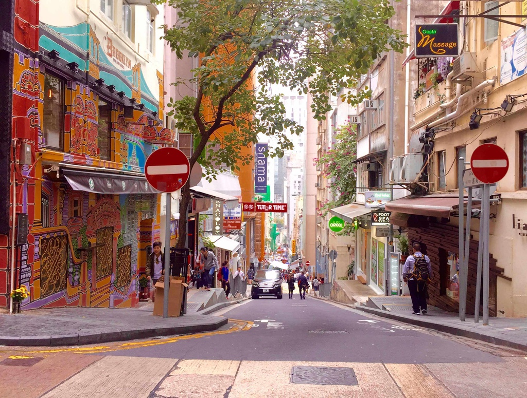 Dịch Covid-19 là dấu chấm hết cho khu phố sành điệu nhất Hong Kong?