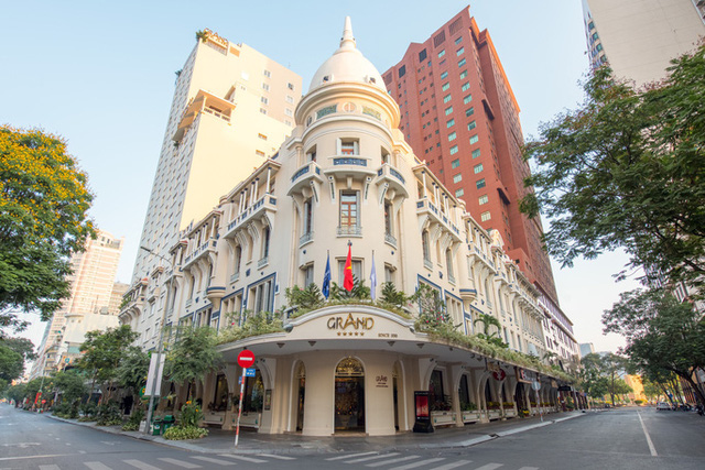 Hàng loạt khách sạn 4-5 sao ở TP HCM giảm giá 50% dịp 2-9