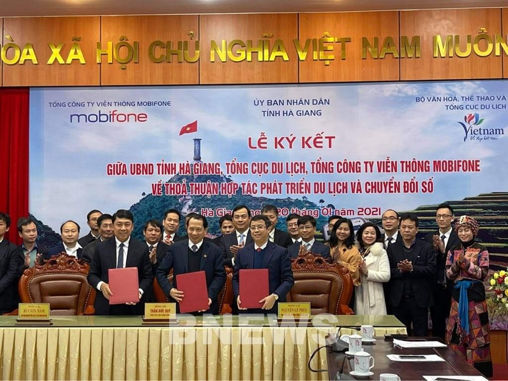 Mobifone, Tổng cục Du lịch và UBND tỉnh Hà Giang hợp tác phát triển du lịch thông minh