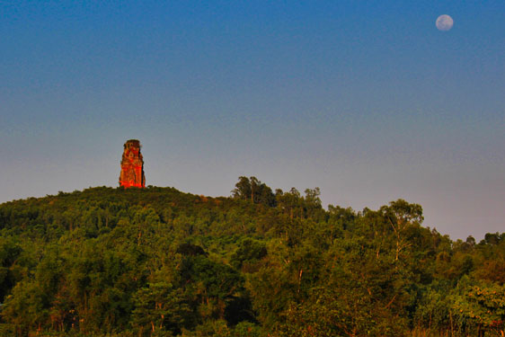 Mê hoặc tháp Chăm Bình Định