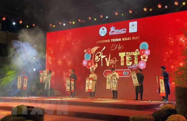 Thành phố Hồ Chí Minh tổ chức khai mạc Lễ hội Tết Việt năm 2022