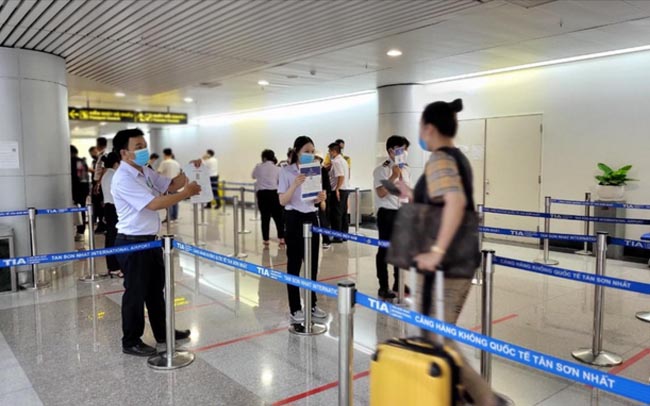Sở Y tế đưa ra giải pháp nhằm giảm ùn tắc tại Cảng hàng không Tân Sơn Nhất