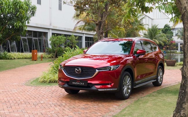 Mazda CX-8 2022 mở bán tại Việt Nam: Lần đầu có bản 6 chỗ với hàng ghế thương gia, giá cao nhất 1,27 tỷ đồng