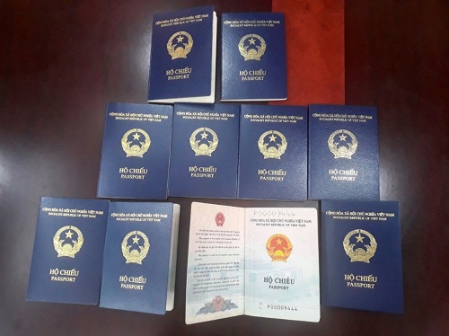 Bộ Công an triển khai cấp hộ chiếu phổ thông theo mẫu mới