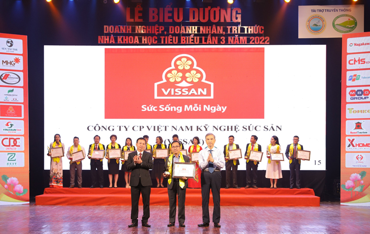 Vissan vinh dự đón nhận danh hiệu Top 10 Doanh nghiệp Tiêu Biểu Việt Nam năm 2022