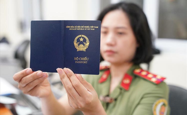 Đức cấp thị thực cho hộ chiếu mẫu mới của Việt Nam