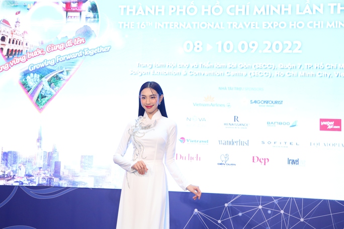 Hoa hậu Nguyễn Thúc Thùy Tiên là Đại sứ truyền thông Hội chợ Du lịch Quốc tế TP HCM 2022