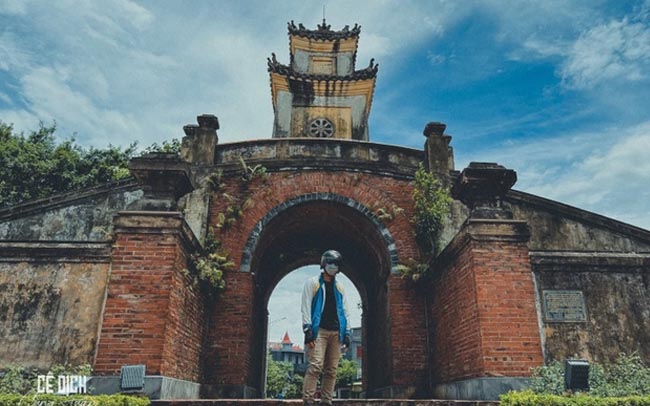 Ngắm tòa thành cổ gần 400 tuổi ở Quảng Bình từng vang danh cả nước một thời