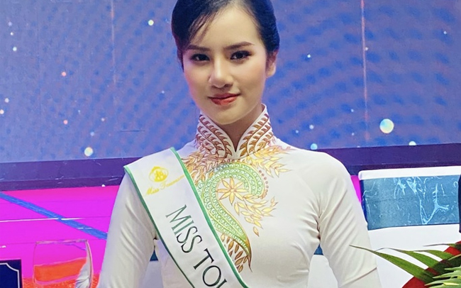 Á hậu Hương Ly đại diện Việt Nam thi Hoa hậu Du lịch thế giới 2022
