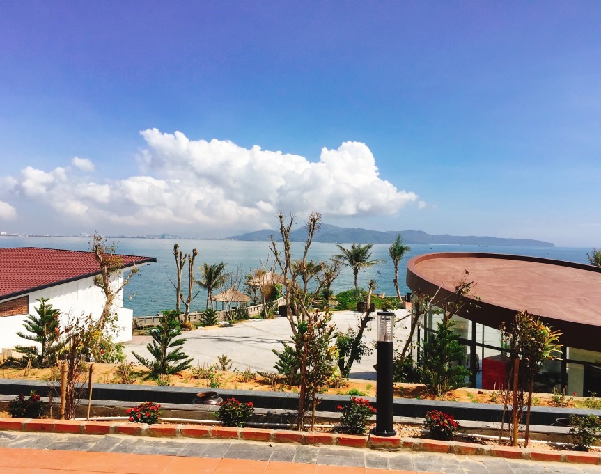 7 khu nghỉ dưỡng view đẹp sát biển ở Bình Định