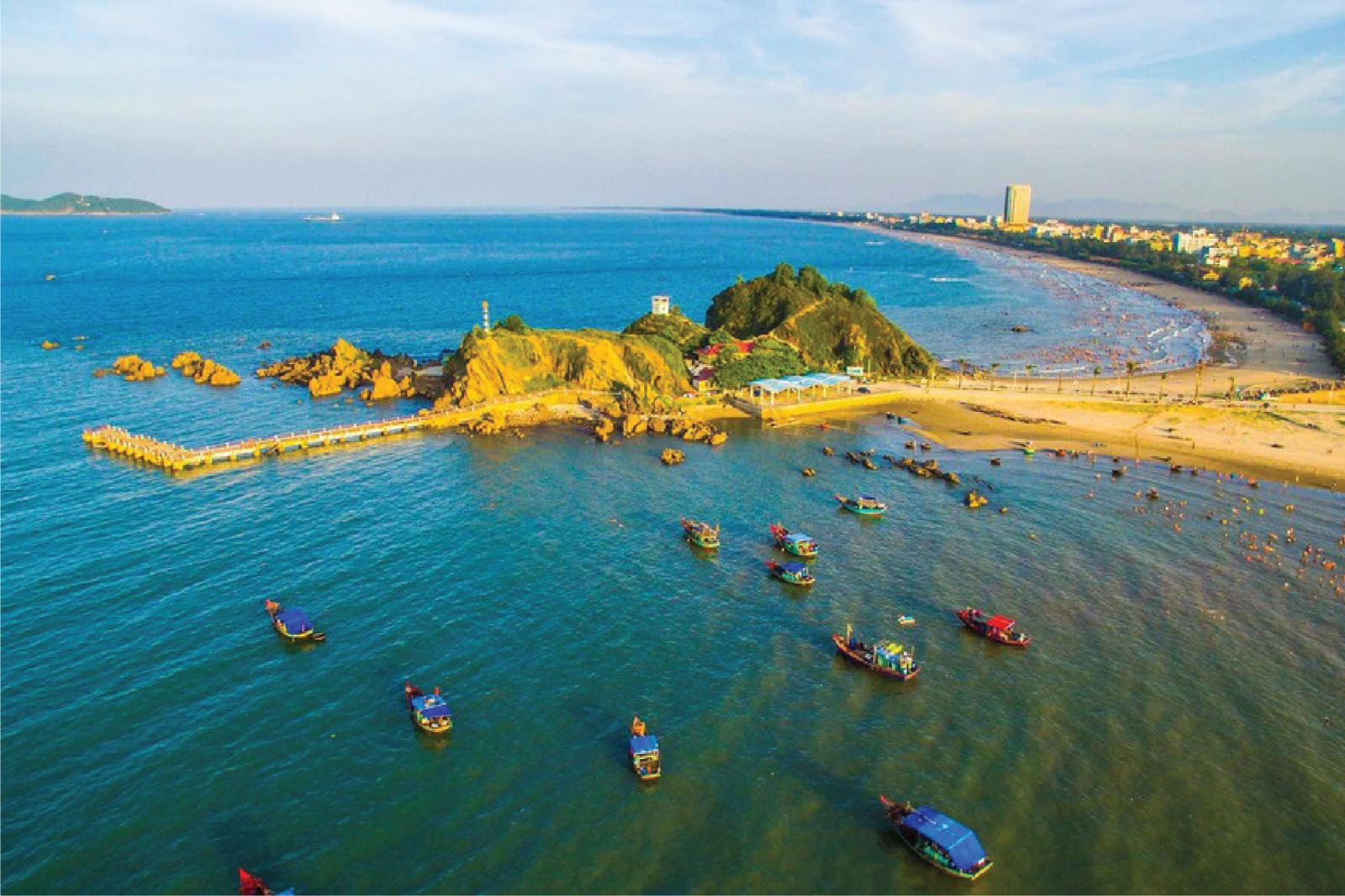 Vietravel tài trợ bạc Festival văn hóa ẩm thực du lịch quốc tế - Nghệ An 2019