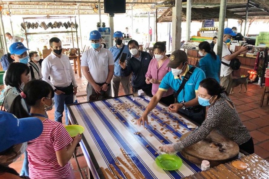 Doanh nghiệp du lịch ngóng "mở cửa"