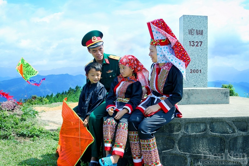 Quảng Ninh: Phát triển du lịch cộng đồng miền núi, hải đảo