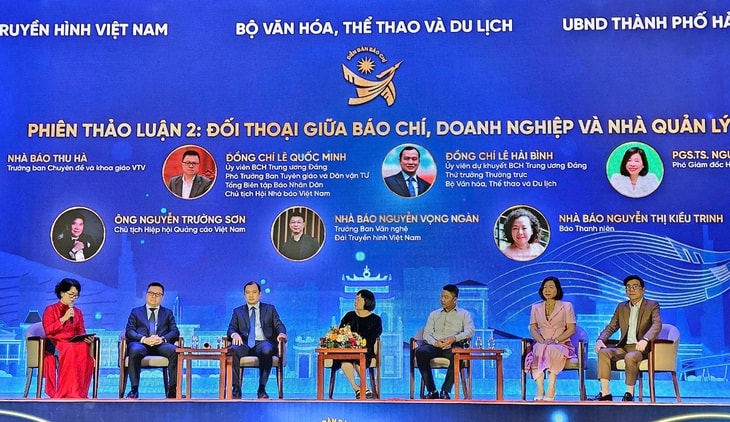 Phát huy vai trò "nòng cốt" của báo chí trong phát triển công nghiệp văn hóa